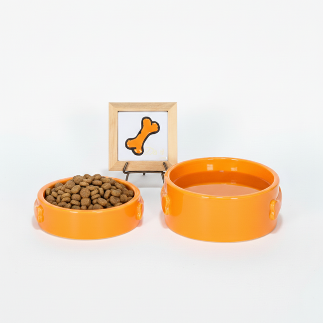 mama kabı + su kabı + tasma askısı