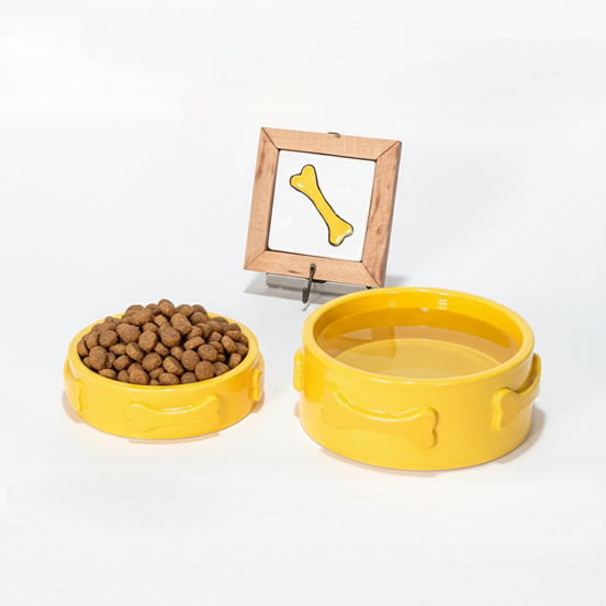 mama kabı + su kabı + tasma askısı