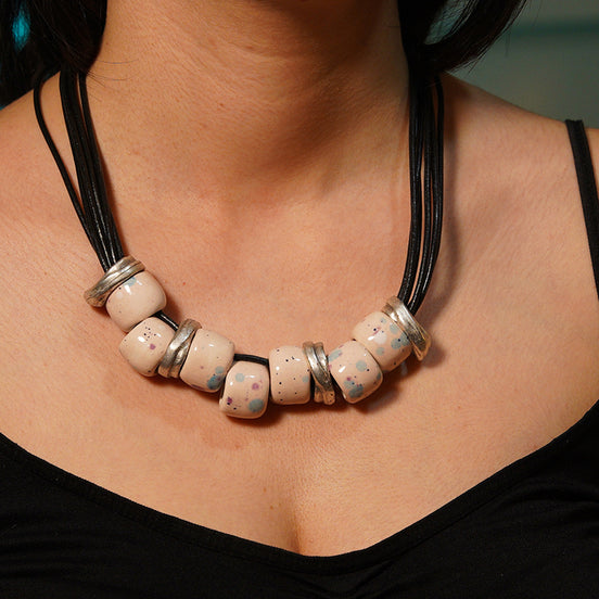 büyük boncuklu kolye | pembe