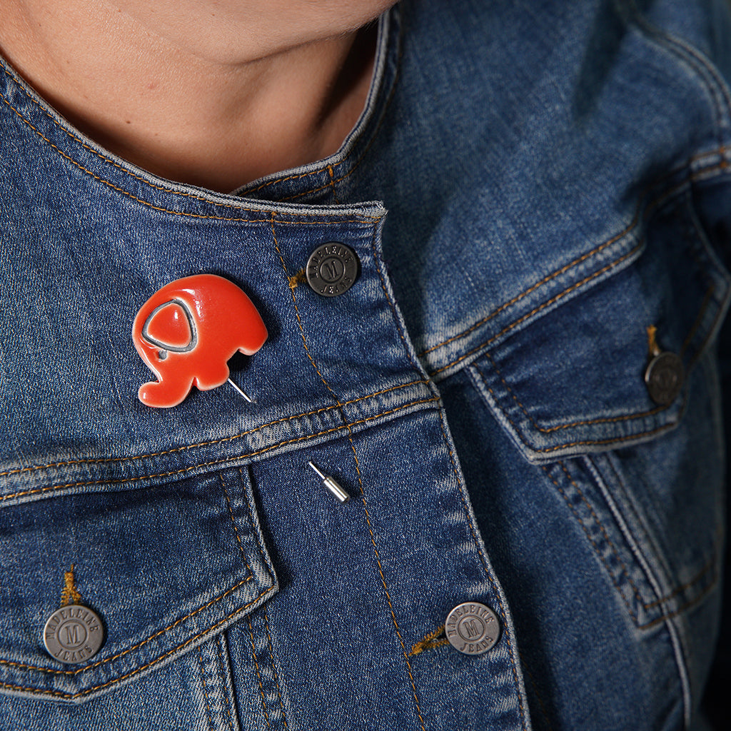 fil broş | kırmızı